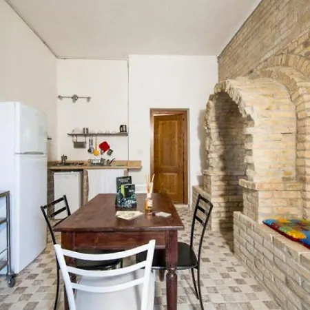 Apartment In Marche Near Sibillini Mountains Apartman