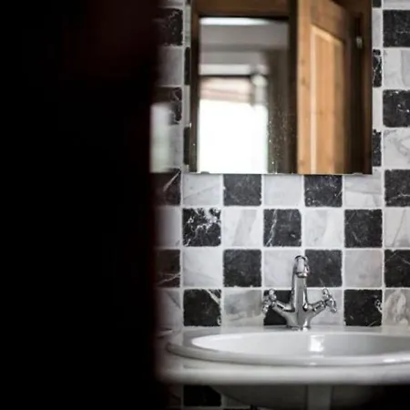 Apartment In Marche Near Sibillini Mountains * Ασκόλι Πιτσένο